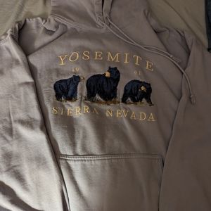 Brandy Melville Yosemite hooded sweatshirt